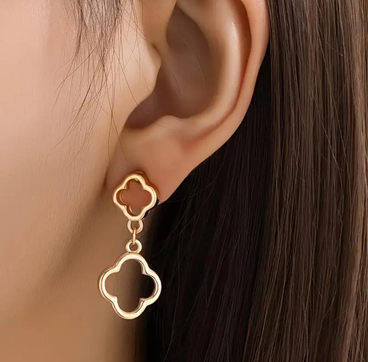 Four-leaf Clover Dangle Earrings