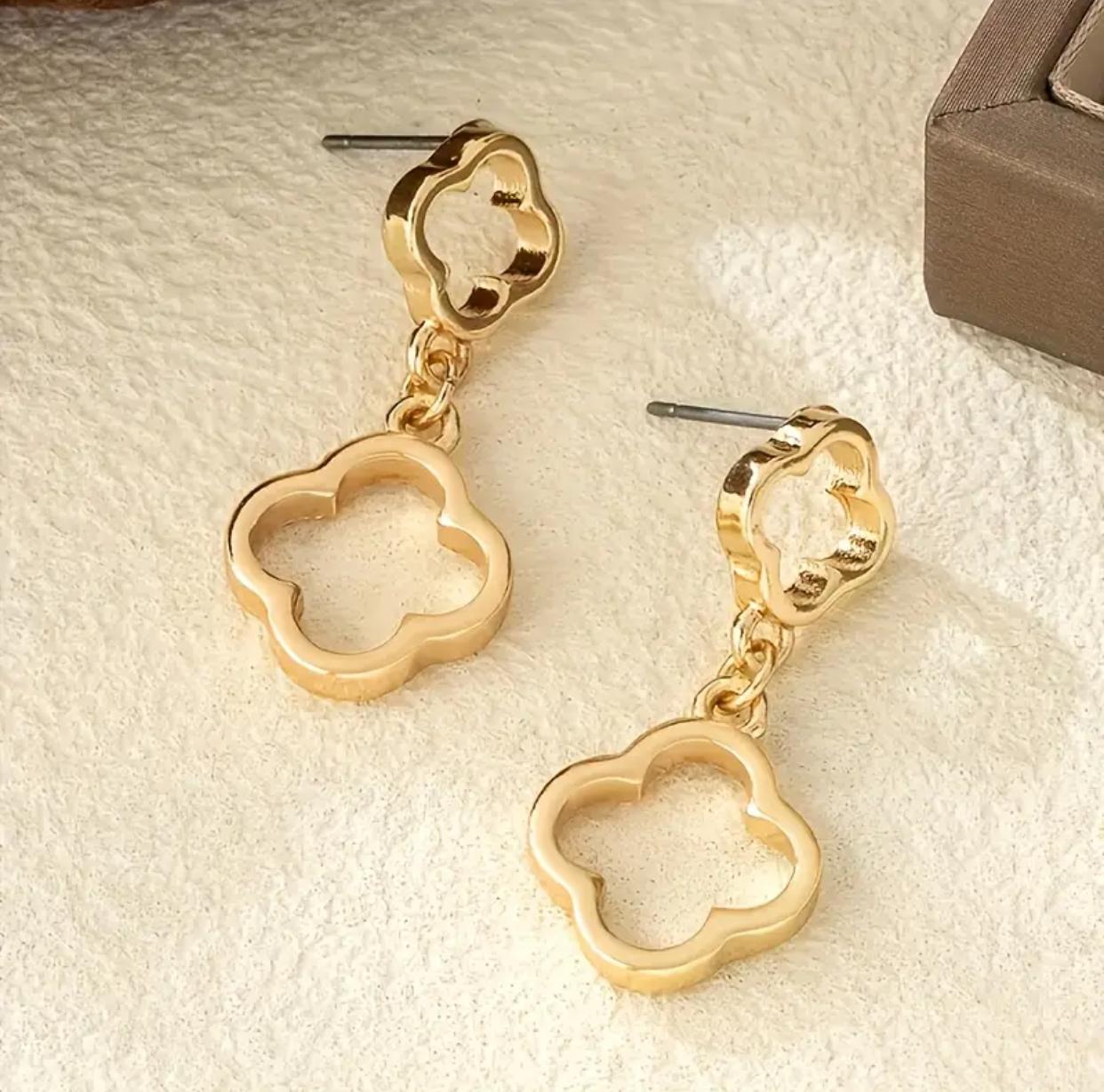 Four-leaf Clover Dangle Earrings