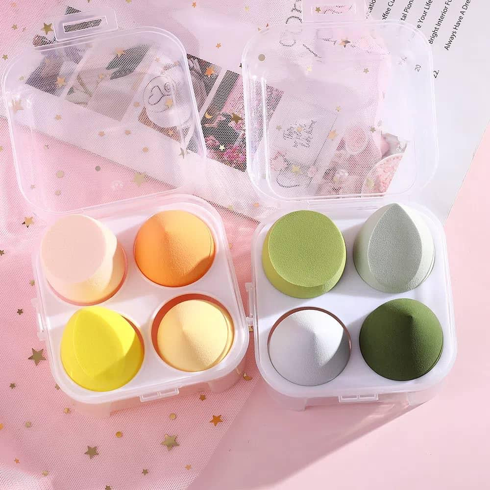 Makeup Sponge Beauty Blender Set, 4 Air Cushion Puffs with Clear Storage Case, Purple, Pink, Green, Yellow