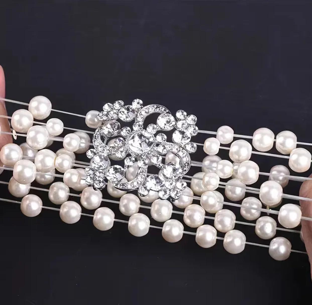 Vintage Rhinestones Pearl Bracelet