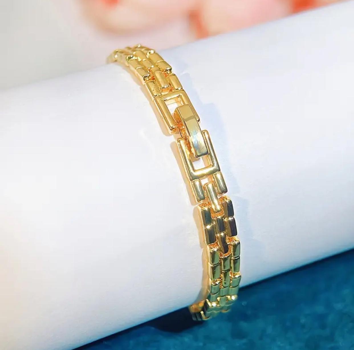 Luxury Gold Plated Bracelet with Multicolor Round Synthetic Cubic Zirconia