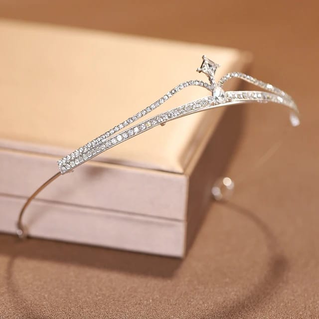 The Minimalist Crystal Tiara