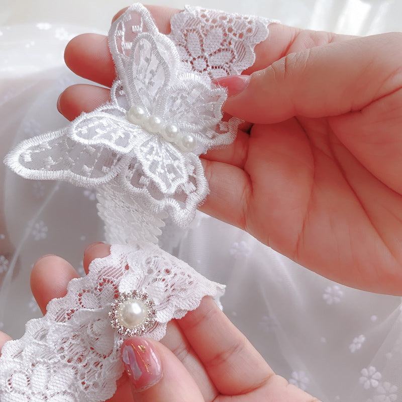 Stretch Lace Bridal Butterfly Garter Set with Pearl Brooch