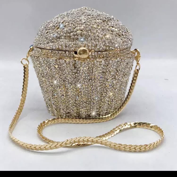 Luxury Crystal Diamond Cake Clutch Bag