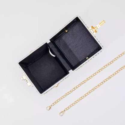 Luxury Pearl Handle Rhinestone Clutch