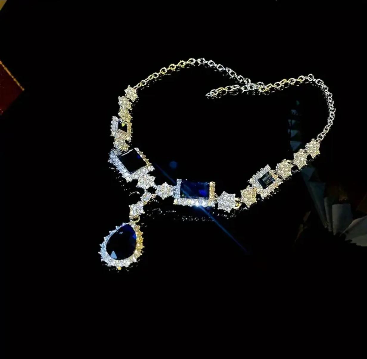 Elegant Blue Gemstones & Crystals Jewelry Set