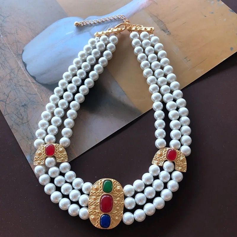 Vintage Courtly Multilayer White Beaded Necklace And Earring Set