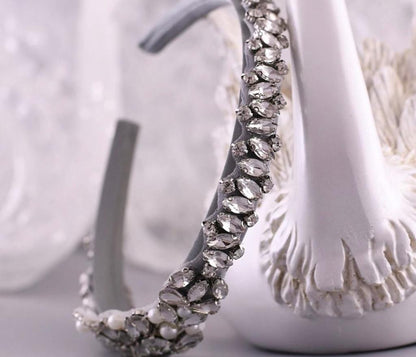 ­The Rhinestones & Pearl Headband