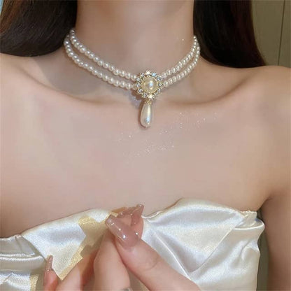 Faux Pearl Water Drop Crystal Choker Necklace