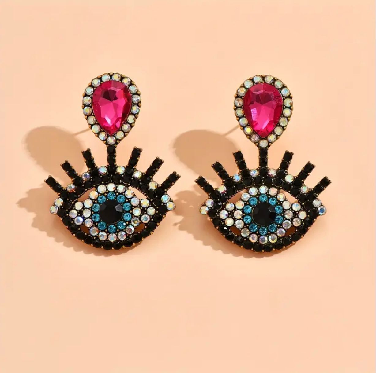 Eye Pattern Rhinestone Earrings